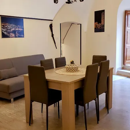 Dimora Maggi Al Caminetto - Affitti Brevi Italia Monte SantʼAngelo