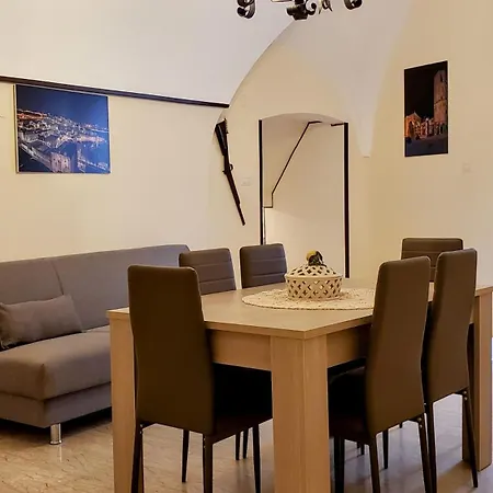 Dimora Maggi Al Caminetto - Affitti Brevi Italia Monte SantʼAngelo